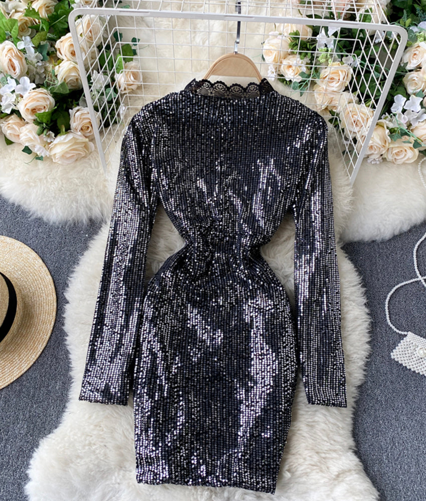 Stilvolles kurzes Partykleid mit Pailletten und V-Ausschnitt 906