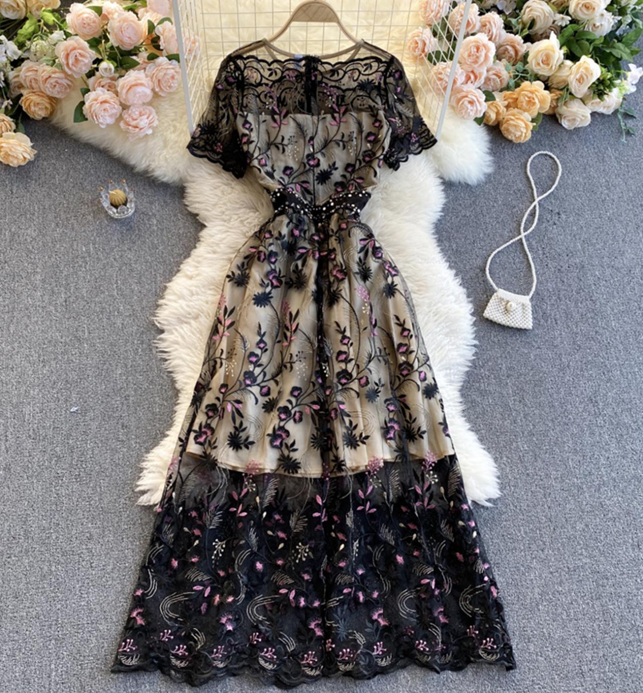 Elegantes A-Linien-Spitzenkleid 809