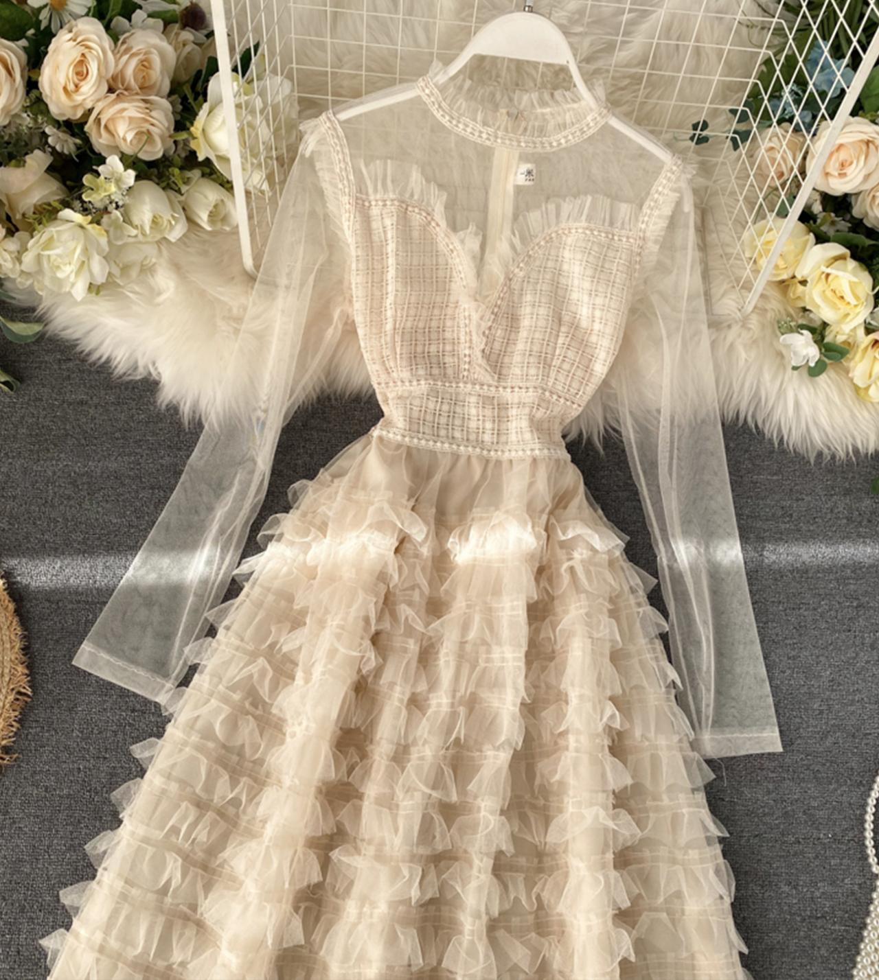 Robe élégante à manches longues en coupe A 771