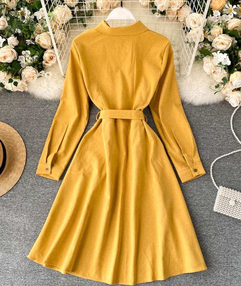 Jolie robe chemise trapèze 935