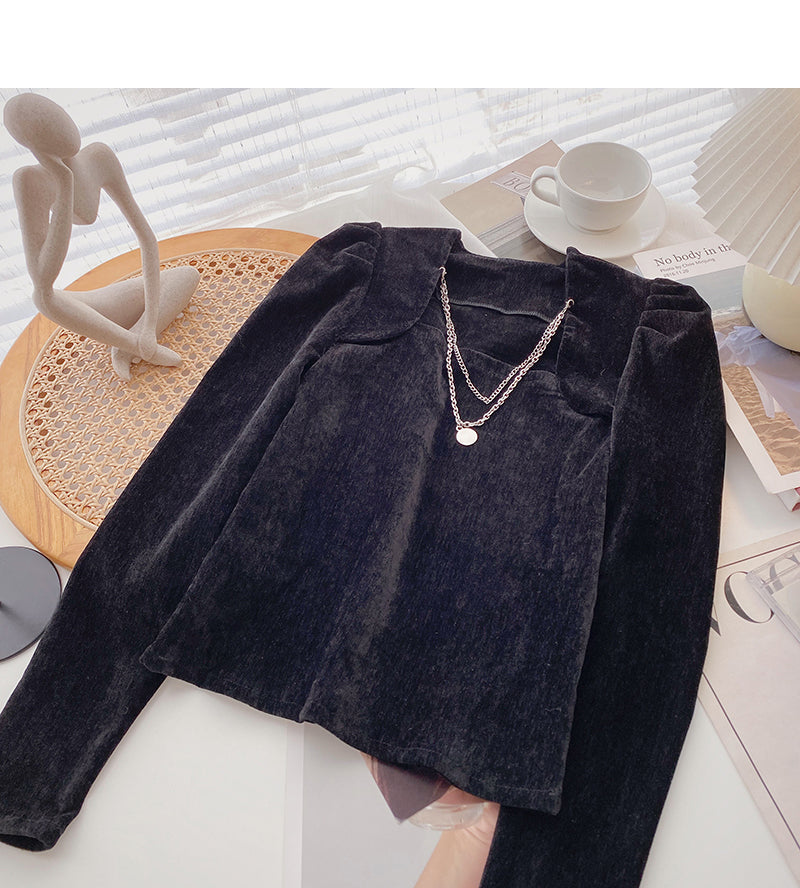 Pull-over à col carré avec chaîne design 6355