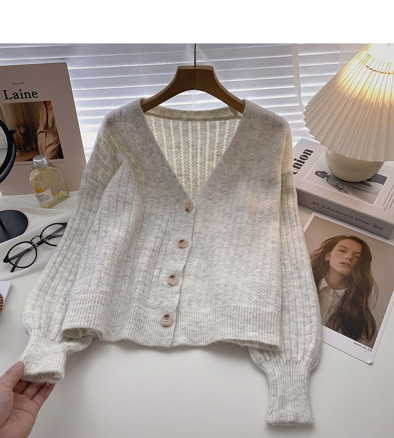 Korean loose and versatile slim long sleeved sweater fashion 6569