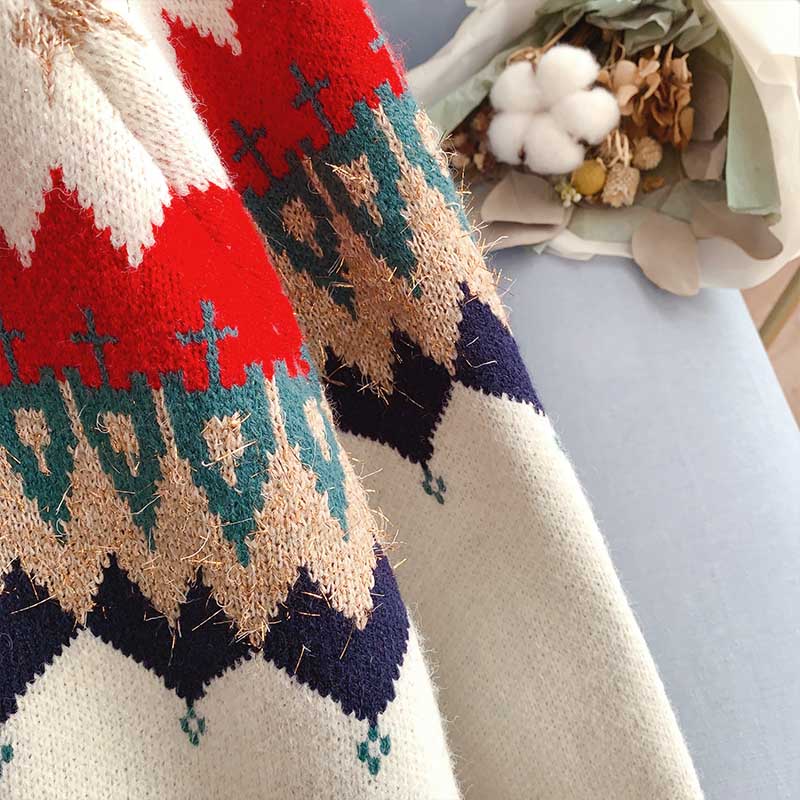 Christmas theme Sen female hairdresser 4944