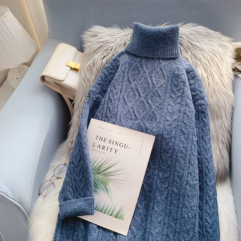 Langes Modell mit Stehkragen, Mantel und Wollkleid 4926