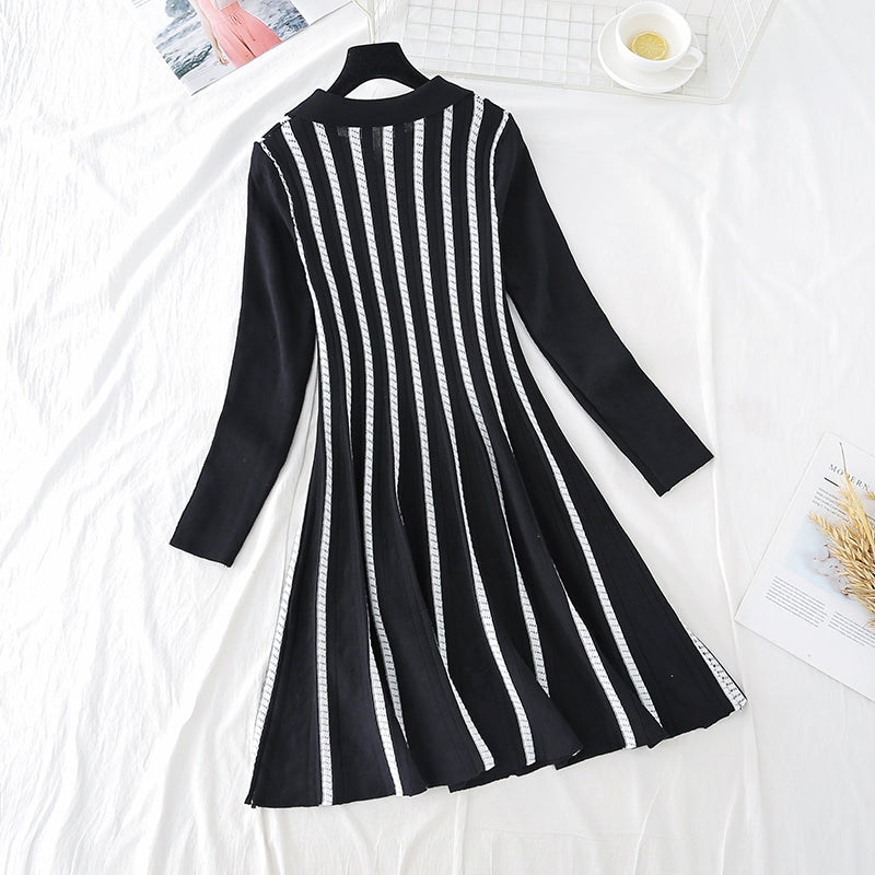 Jupe tricotée à rayures à manches longues et à fond fin, style rajeunissant, 3916