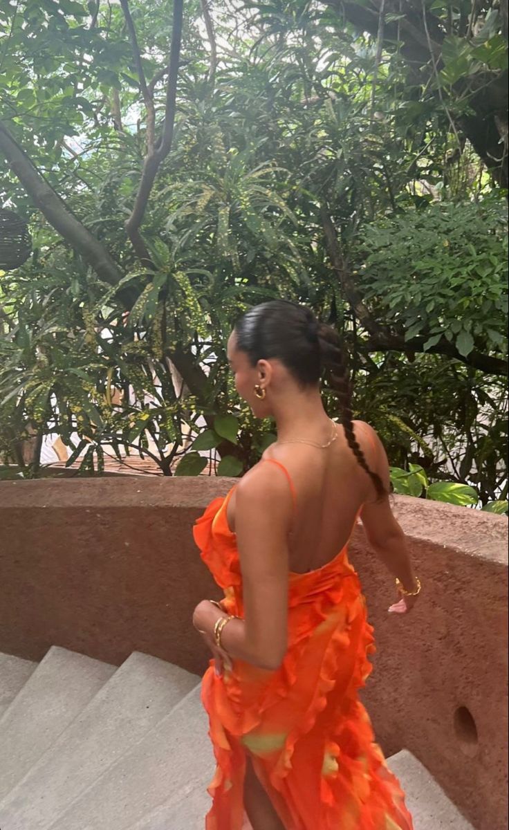 Orange Fashion Elegant Spaghetti Strap Long Ruffle Chiffon Ball Gown Evening Dress Party Dress Wedding Guest Dress gh3318