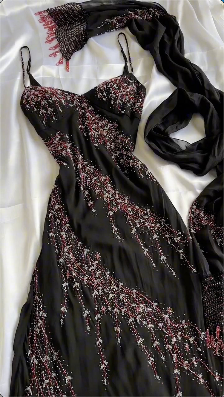 robe de soirée et de fête girlhomeshops - Robe bustier noire à perles avec foulard en soie assorti, ourlet asymétrique gh6000