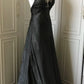 ✨🖤Black beaded mysterious and noble black swan vintag Downton Abbey deep V long satin ball gown evening dress gh4390