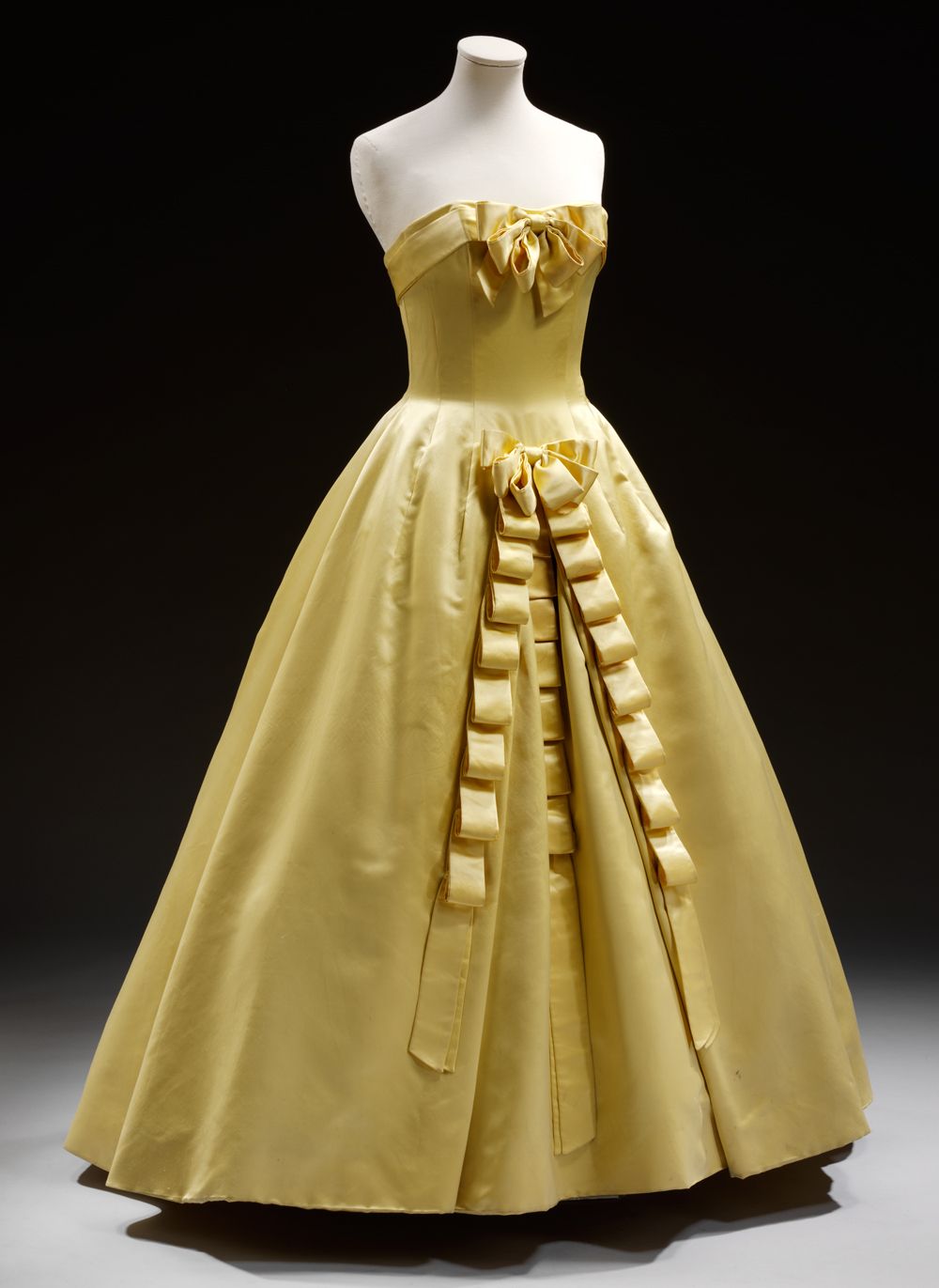 girlhomeshops - Robe de bal princesse élégante en satin jaune, longue, gh5597