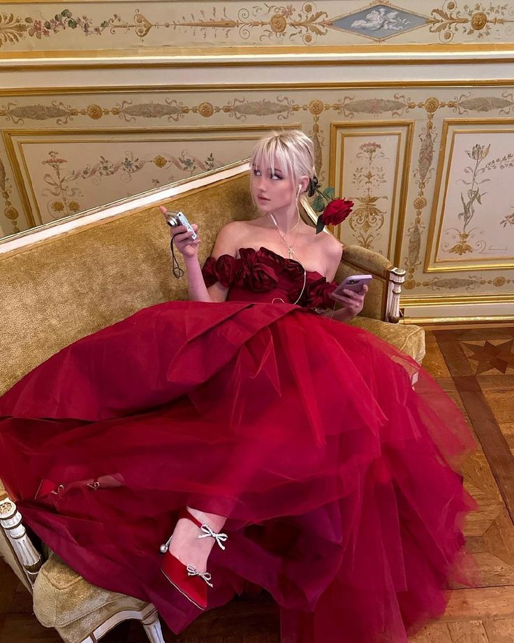 Pink Fashion Unique Rose Lace Neckline Long A-Line long Satin Prom Dress Evening Gown Party Dress gh3340