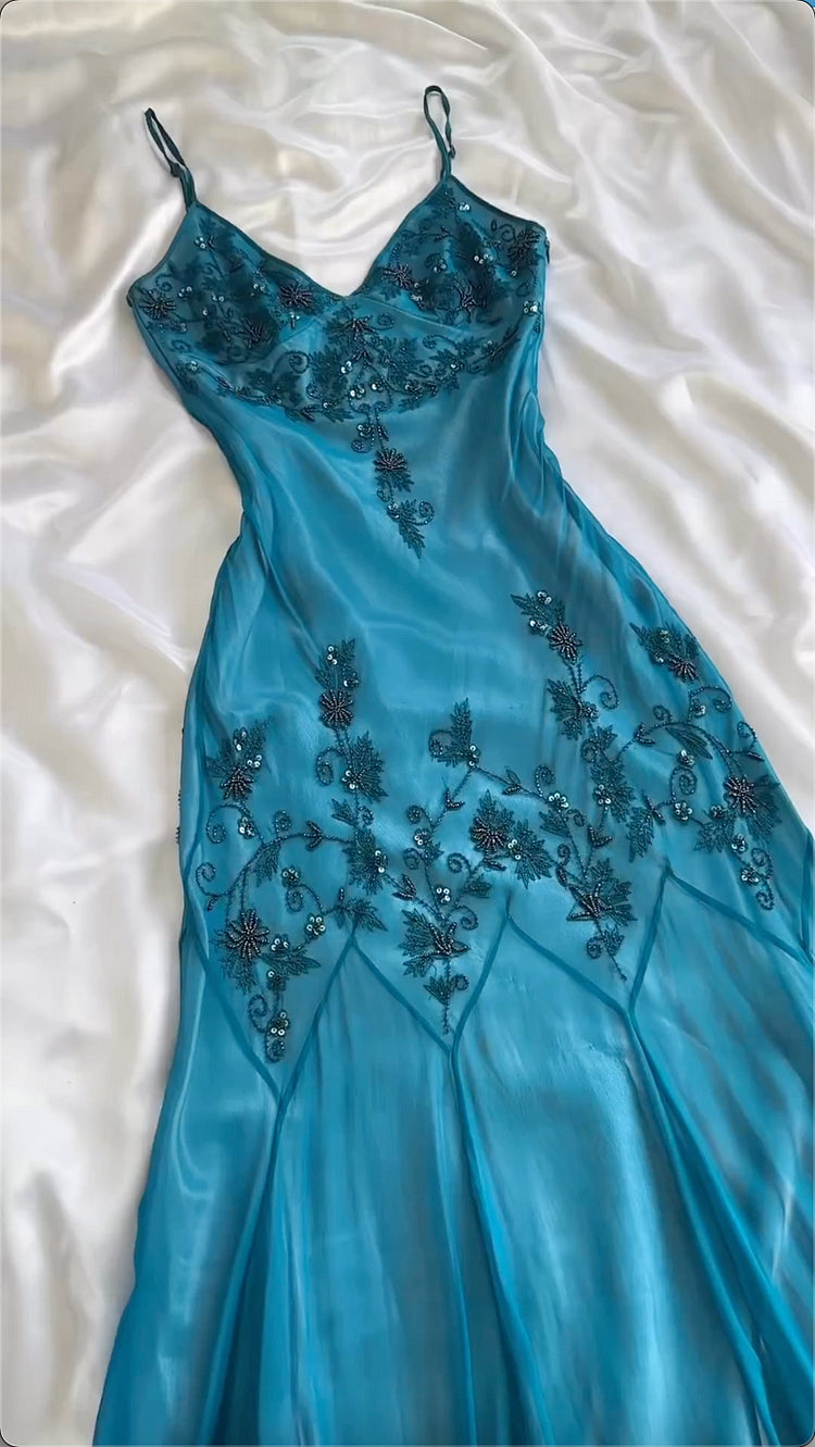Robe de soirée longue en mousseline de soie à bretelles spaghetti et perles bleues brillantes et exquises gh3405