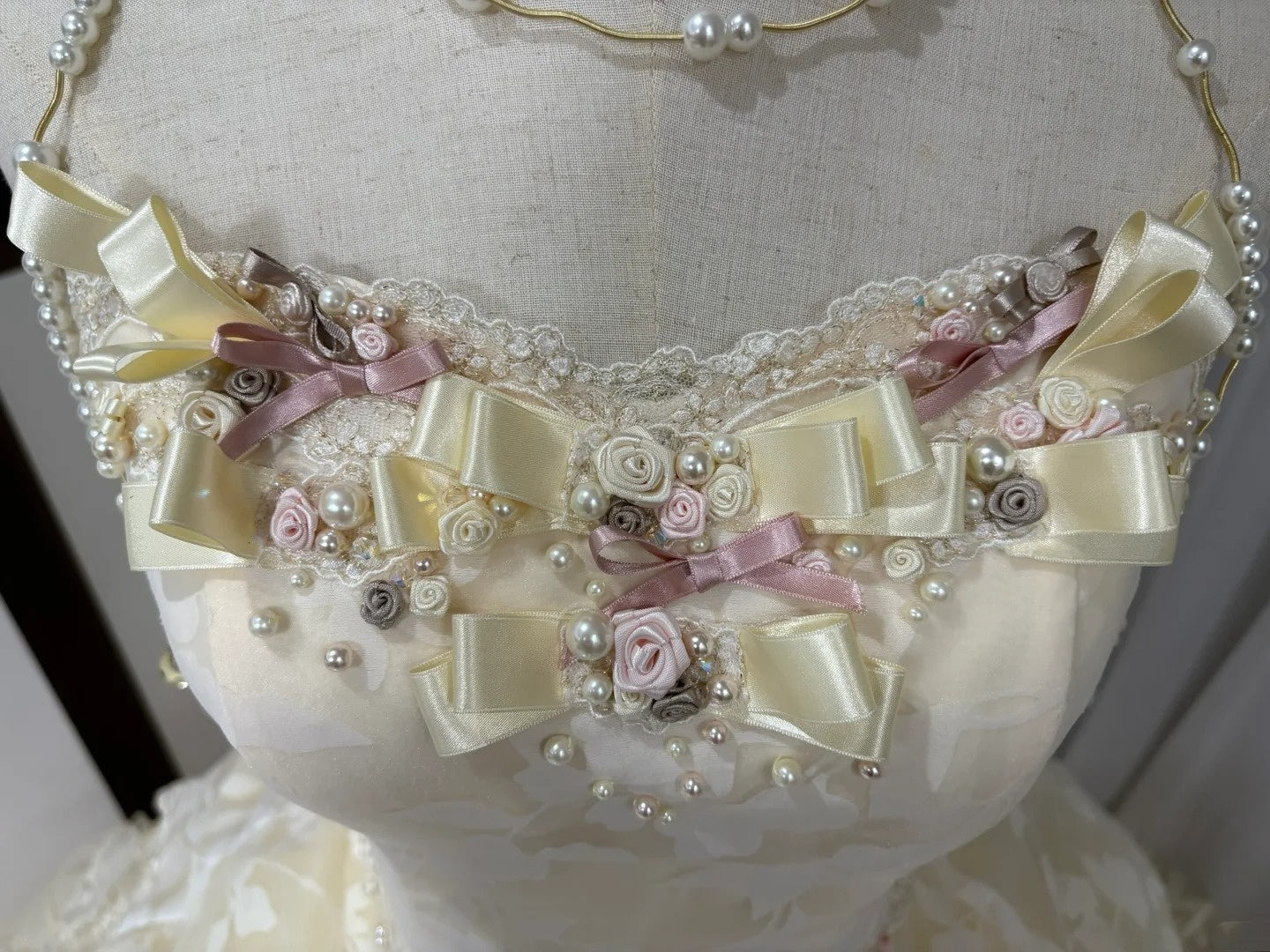 Robe de bal longue en tulle jaune à fleurs et perles, robe de Quinceanera pour 16e anniversaire, gh4737