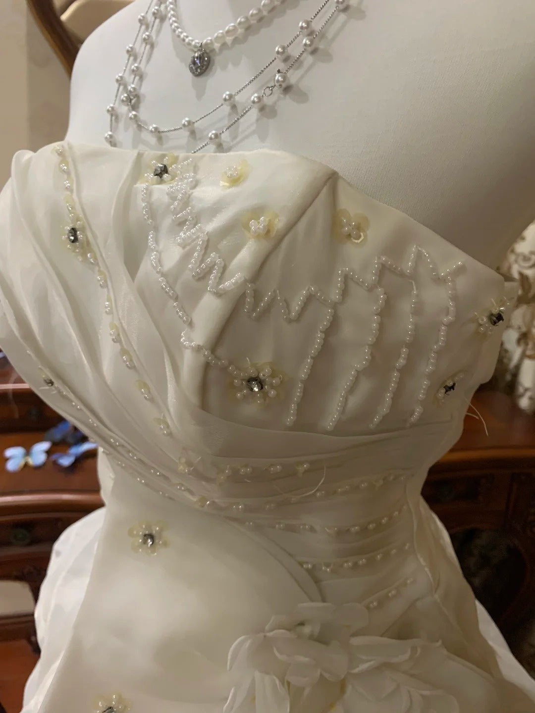 girlhomeshops-White Long Wedding Dress With Delicate Beading gh6300