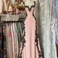 Girlhomeshops - Robe longue fantaisie d'anniversaire style rétro psychédélique en tulle noir et dentelle blanche à bretelles spaghetti gh5883