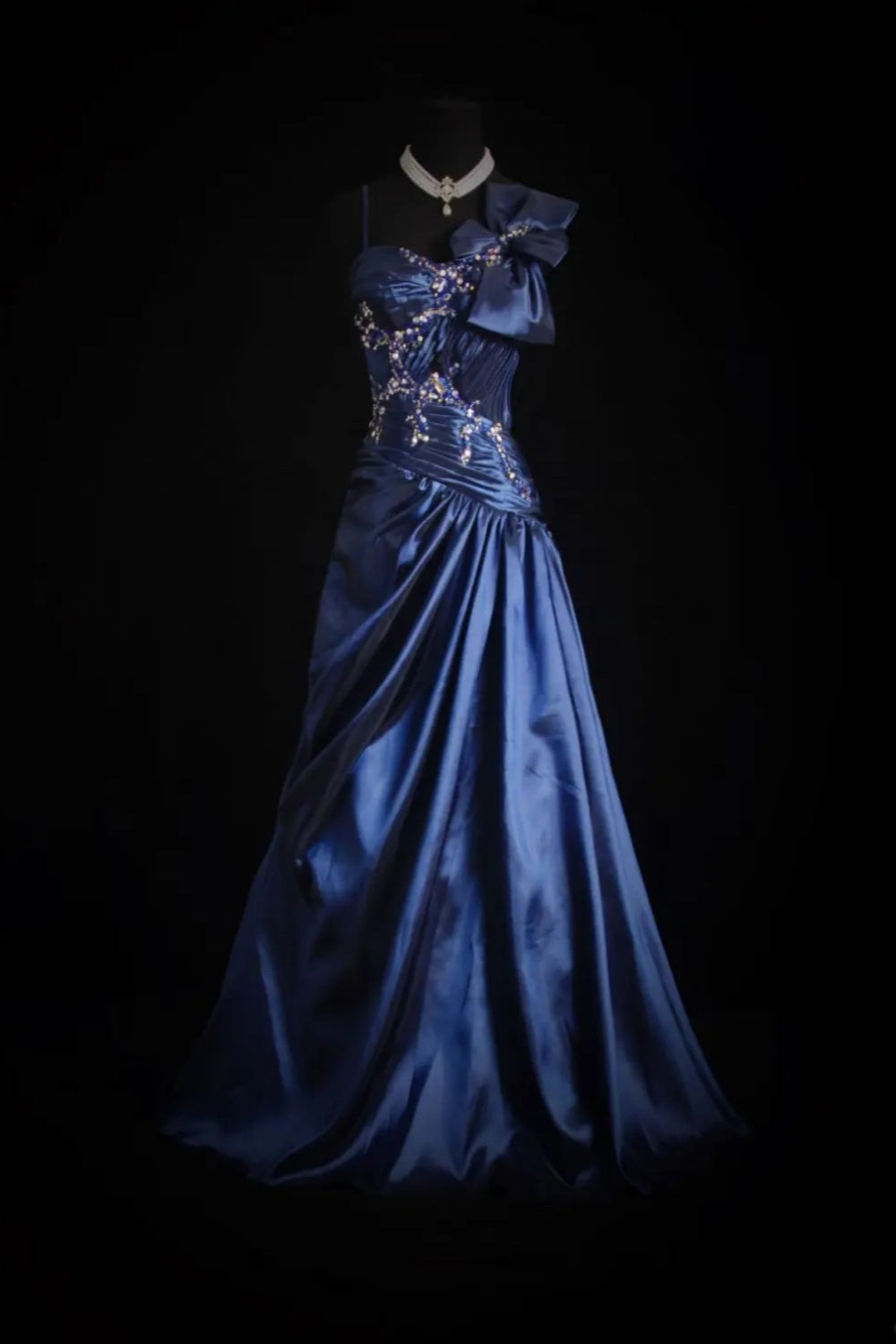 girlhomeshops-Navy Blue Satin Spaghetti Straps Floor-Length Sequin Beaded Big Bow Evening Gown gh6305