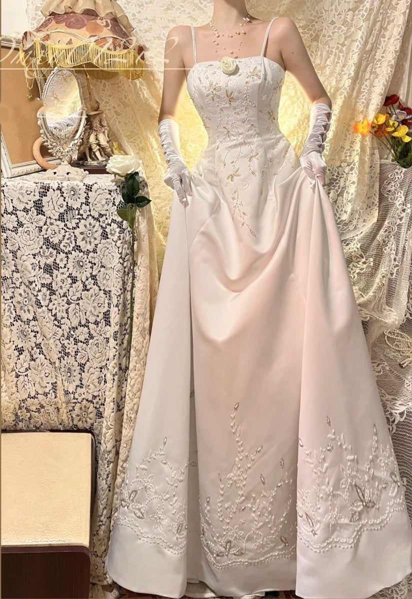 Robe de soirée longue en satin blanc et jaune, robe de mariée, décoration de perles exquise gh4509