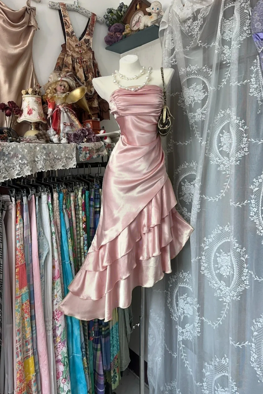 Girlhomeshops-Champagne Short Ruffle Satin Homecoming Dress Birthday Dress gh5246