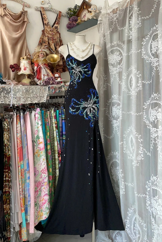 Girlhomeshops-Schwarzes, wunderschönes, blaues, exquisites, mit Perlen verziertes, langes, rückenfreies Satin-Ballkleid für Geburtstagsfeiern, gh5432