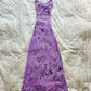 Robe longue à fines bretelles spaghetti en satin violet à motif floral : tissu satiné, sans manches, robe de soirée rétro formelle gh6618