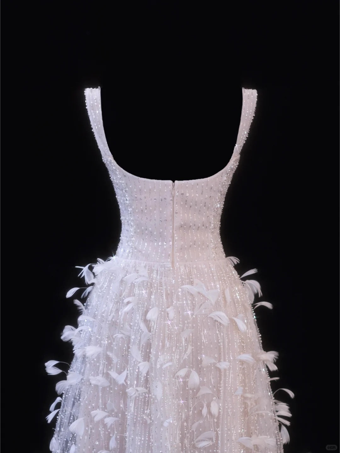 Girlhomeshops - Robe de soirée courte en tulle perlé et plumes roses, tenue de fête d'anniversaire gh5377