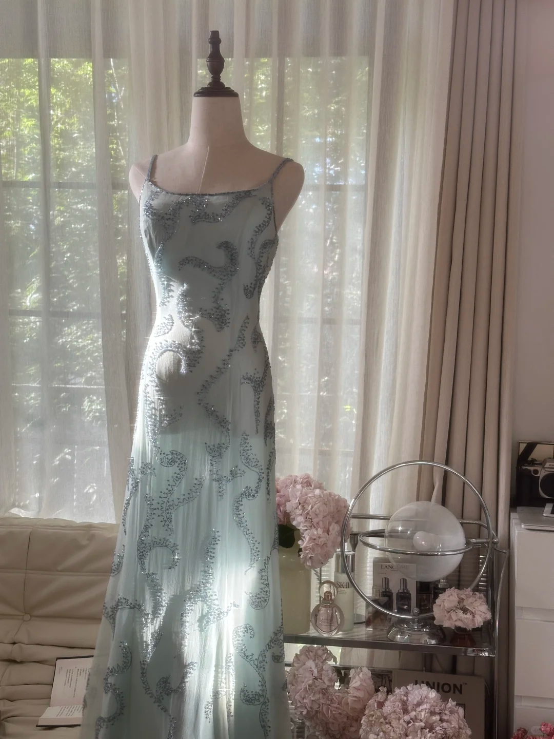 Hellblaues, wunderschönes, funkelndes, modisches, elegantes, exquisites, perlenbesetztes, langes Chiffon-Ballkleid mit Feenmotiv, Abendkleid für Geburtstage/Hochzeitsgäste/Urlaubspartys, Ballkleid, Valentinstags-Date-Kleid, gh4036