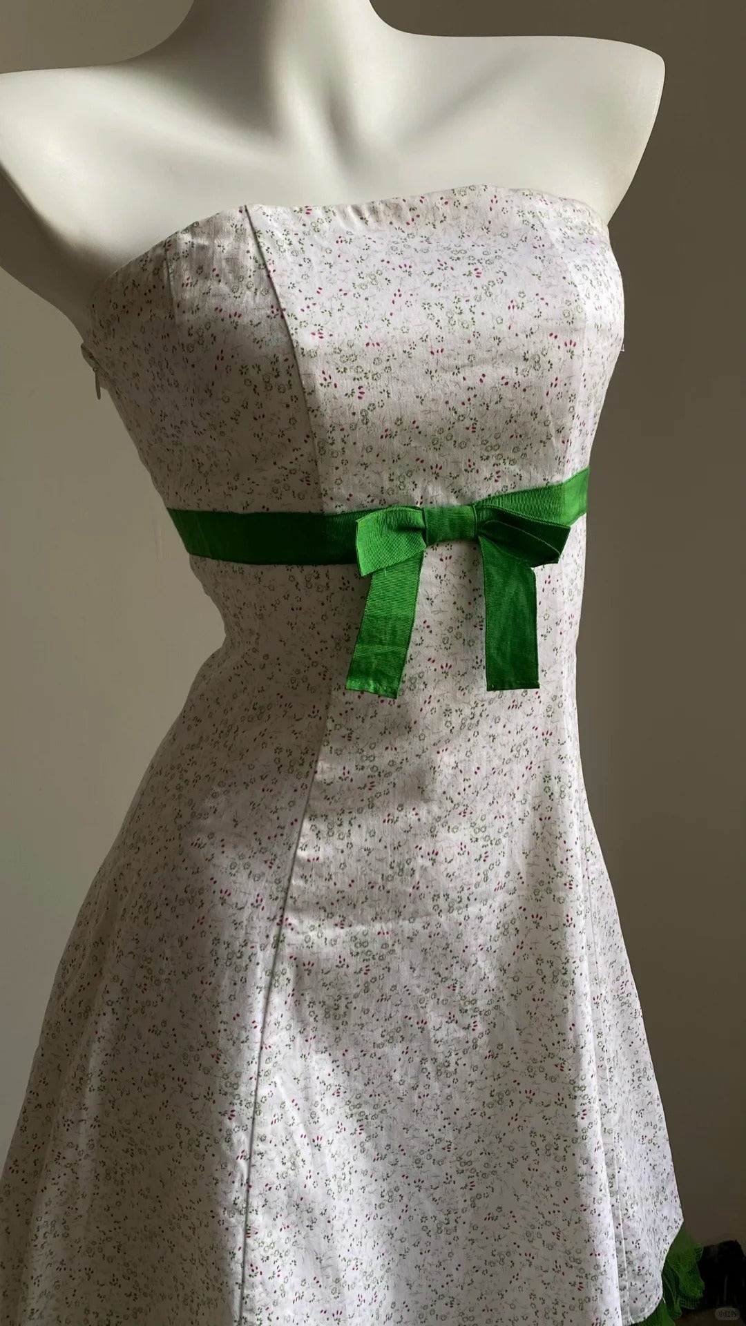 Girlhomeshops-White Floral Vintage Green Bow Short Satin Homecoming Dress Birthday Dress gh5361