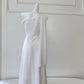 girlhomeshops - Robe de soirée midi blanche asymétrique minimaliste à épaules dénudées gh6097