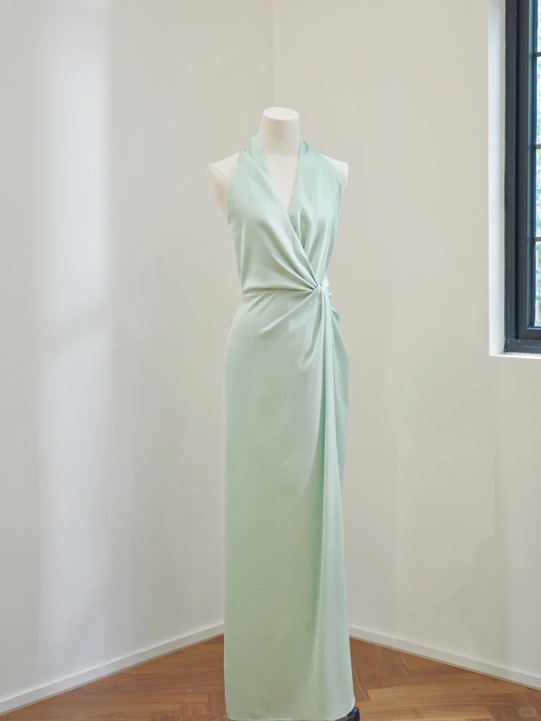 Girlhomeshops-Mint Green Simple Fashion Halter Neck Long Satin Prom Dress Evening Dress Party Dress Bridesmaid Dress gh5055