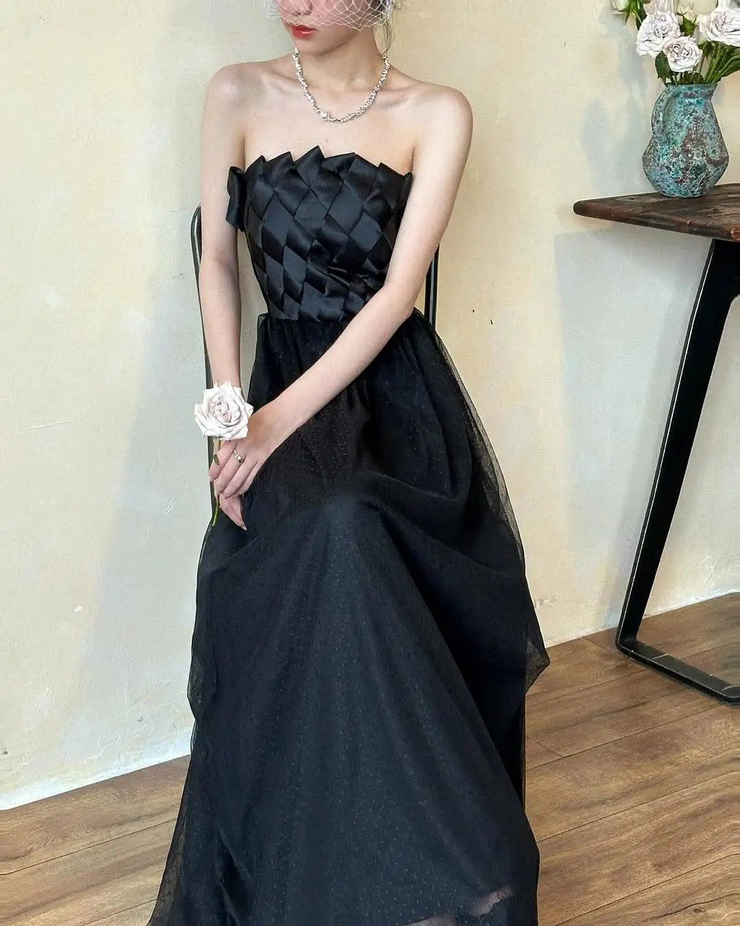 girlhomeshops--Retro Black Swan Simple Elegant Formal Long Tulle Prom Dress gh5607