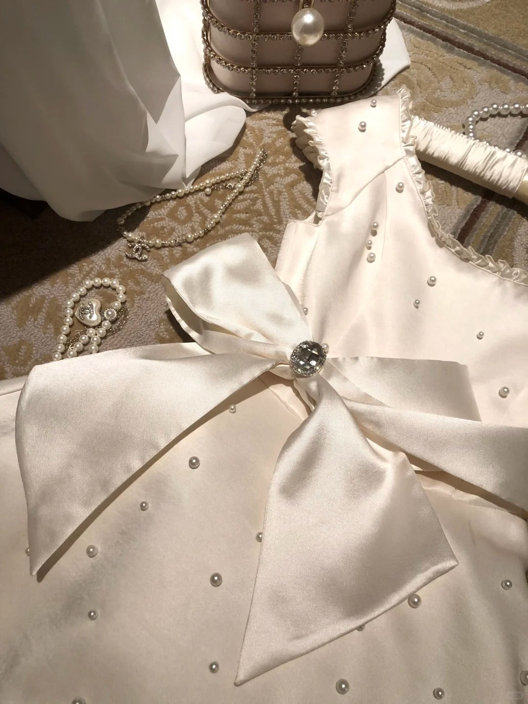 Girlhomeshops-White Beaded Short Satin Eighth Grade Dress Homecoming Dress Birthday Party Dress gh5291