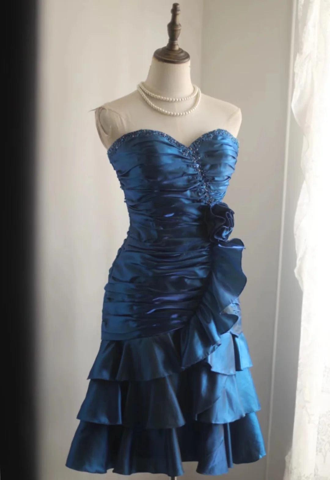 Blue Beaded Floral Homecoming Dress Short Satin Ball Gown Evening Gown Graduation Gown gh4495