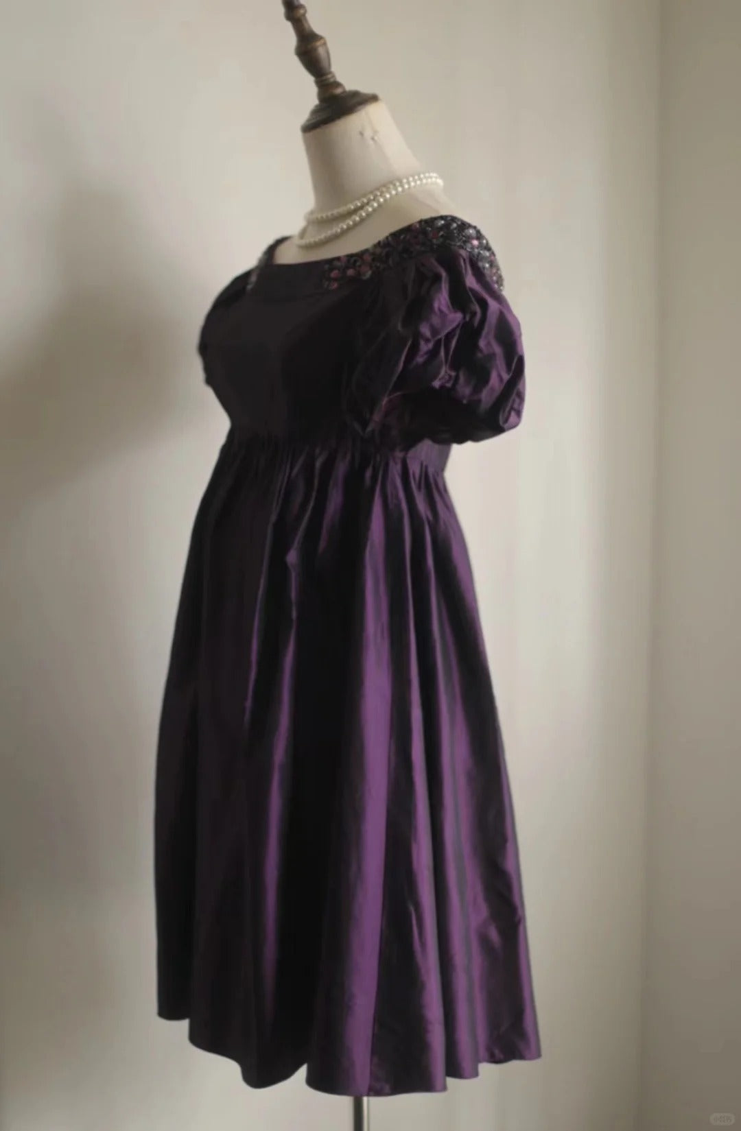 Purple Beaded Vintage Homecoming Dress Short Satin Prom Dress Evening Dress Graduation Dress gh4496