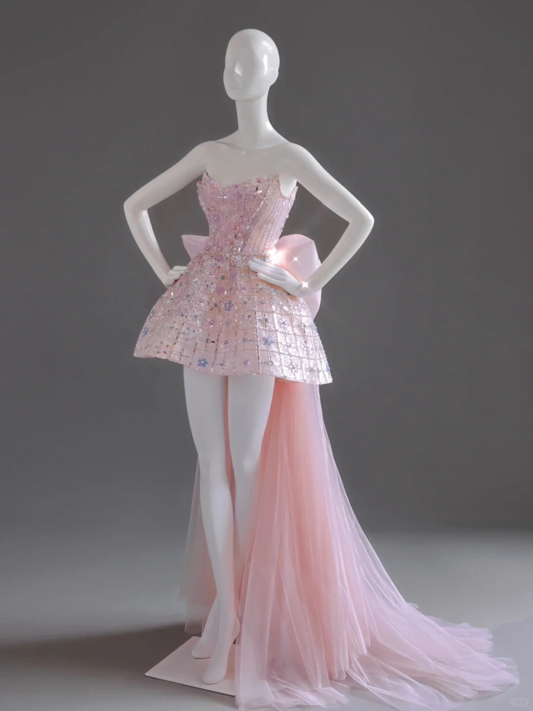 Girlhomeshops-Pink Exquisite Beading Fashion Short Satin Homecoming Dress Birthday Party Dress gh5413