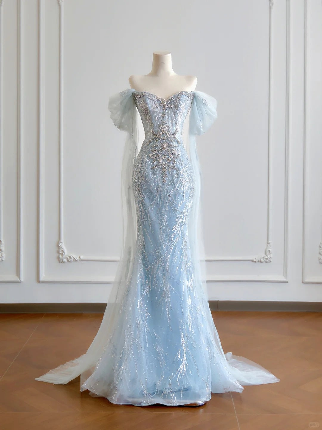 Girlhomeshops – Wunderschönes, blaues, exquisites, langes, mit Perlen besetztes Tüll-Ballkleid gh5485