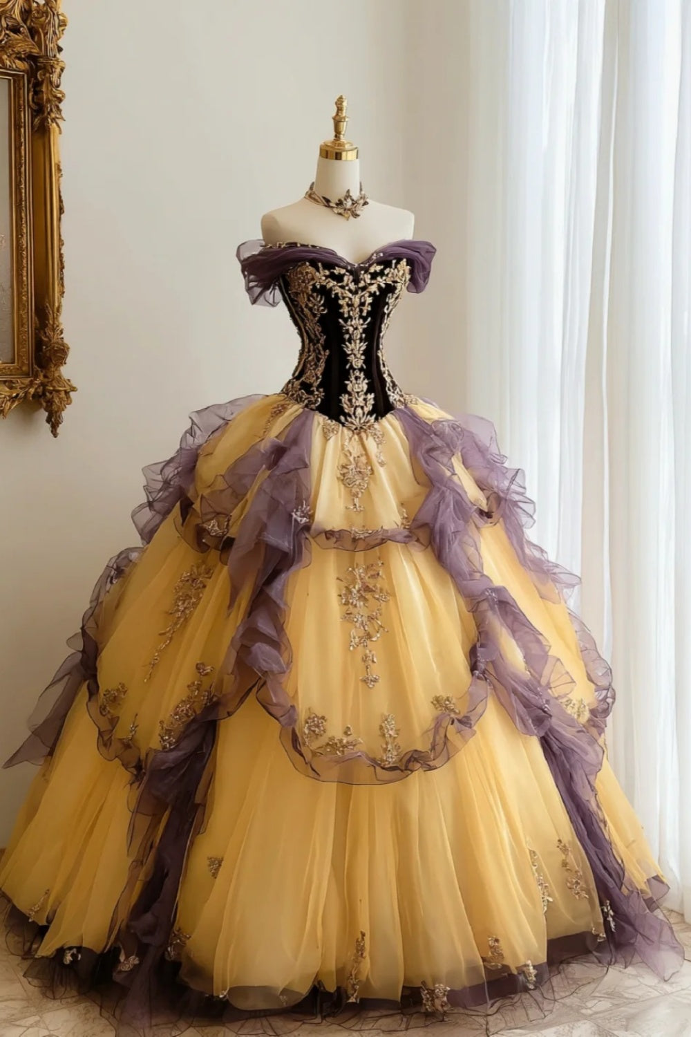 Vintage Court Long Ball Gown gh6708