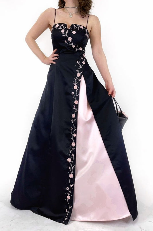 Robe nuisette à broderies florales noires et roses : robe fendue, coupe ajustée, robe maxi élégante rétro pour les fêtes gh6604