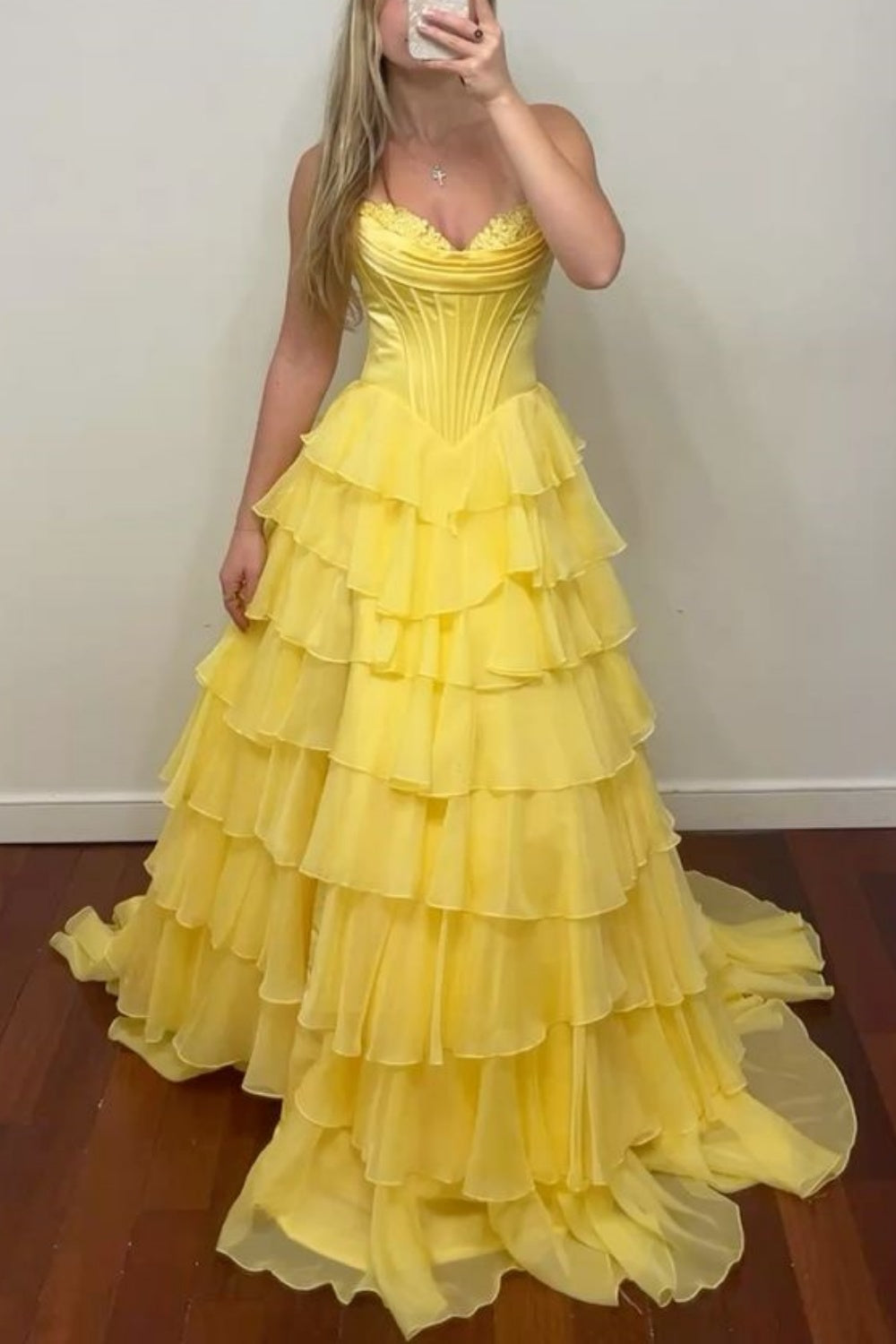 girlhomeshops-Gelbes, elegantes, langes Ballkleid aus Tüll, gh5872