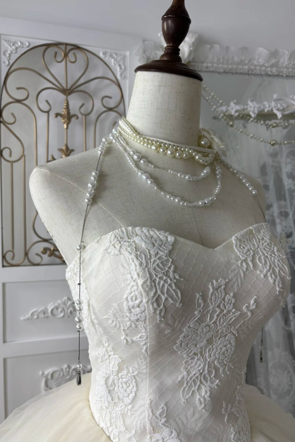 Lace Strapless Bridal Gown Pearl Shoulder Chain & Cloud Flare Hem  gh7063