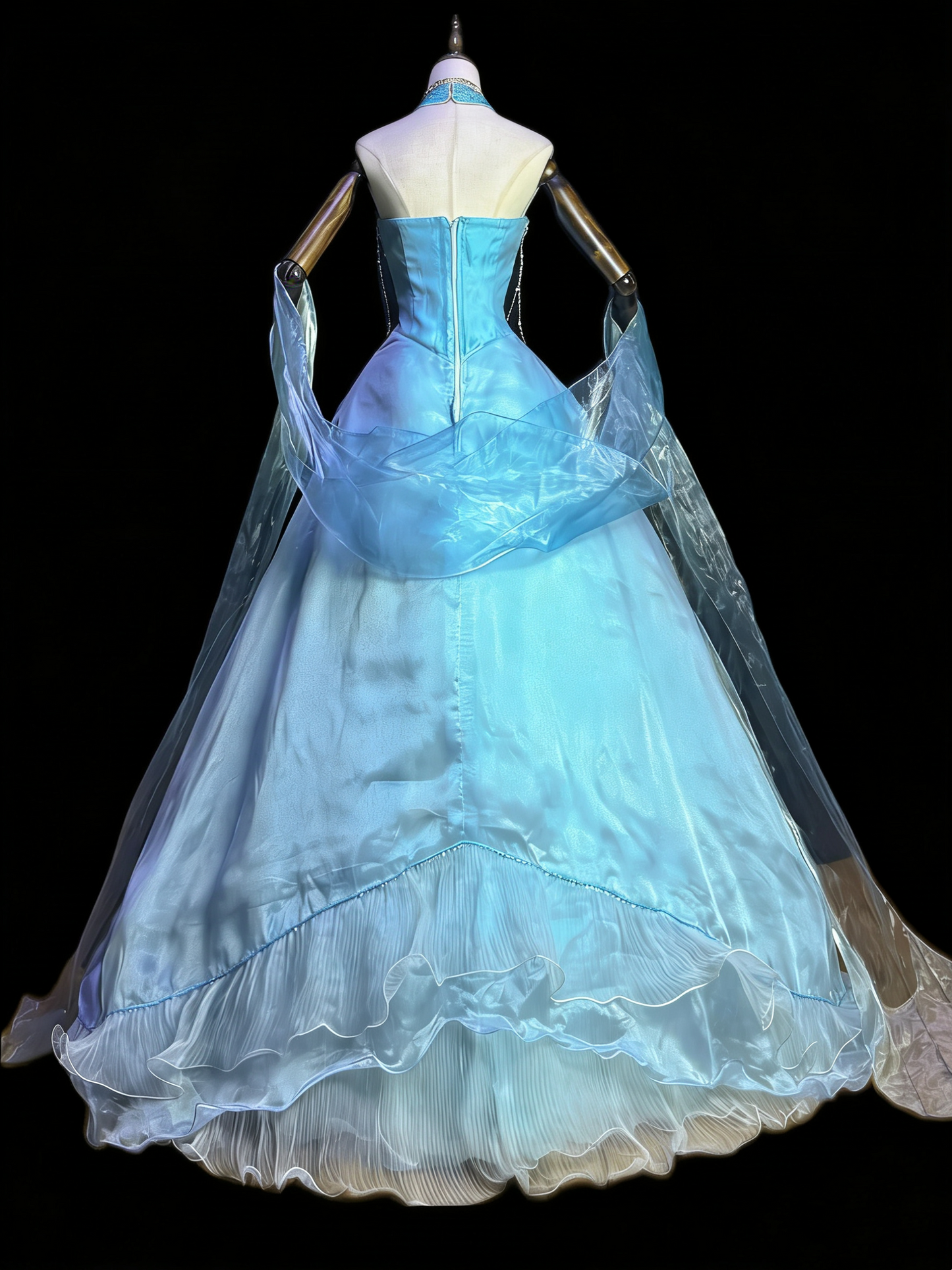 Meerjungfrauen-Ballkleid in Meeresblau mit Neckholder, Perlen und Quasten – Hochzeits- und Cosplay-Kleid im Ozean-Stil gh6557