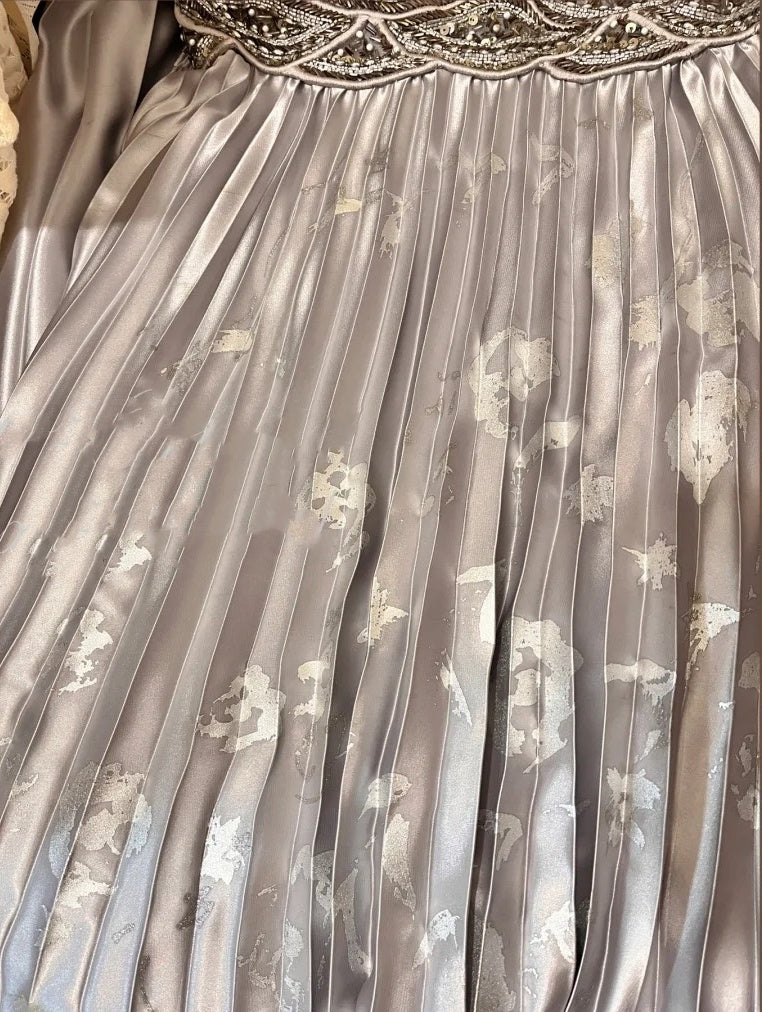 Robe de soirée longue en satin gris brillant, élégante, col en V, avec perles, gh4504