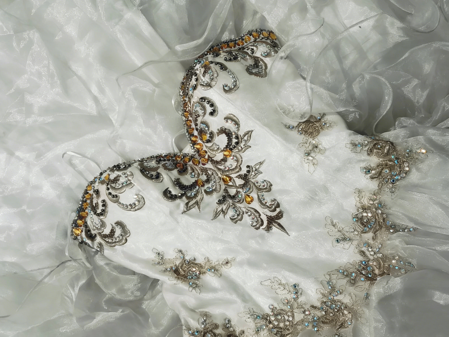 Robe de bal bustier dégradé argent-gris irisé style cour - Robe de soirée à thème rétro gh6568