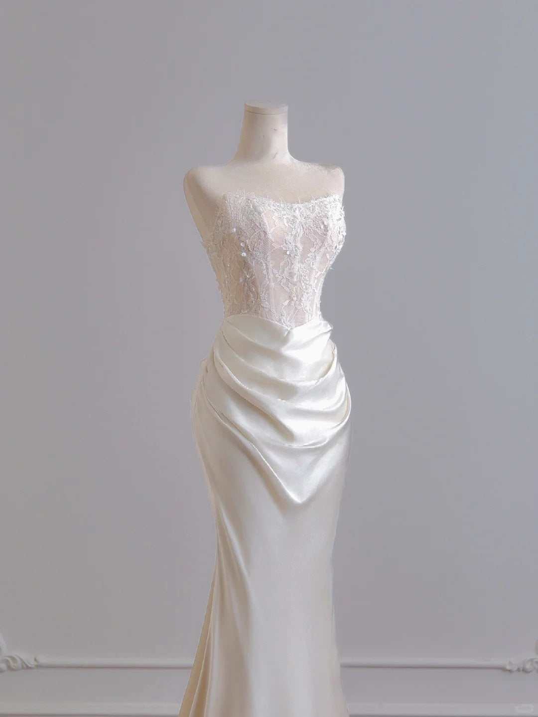 Girlhomeshops--✨Exquisites langes bodenlanges Satin-Ballkleid aus Spitze, Brautkleid gh5481