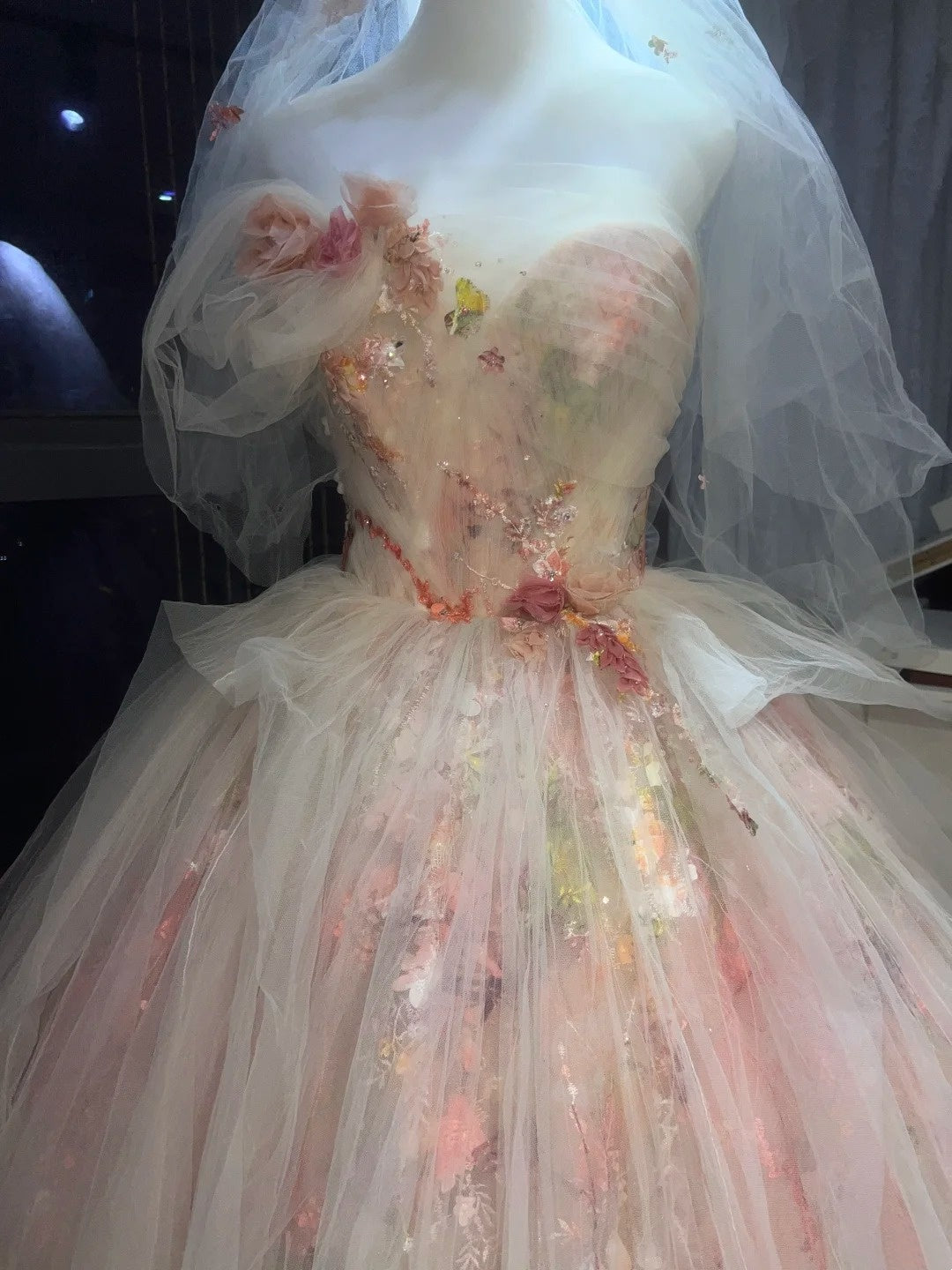 A Sweet Fairy Dress With Floral Prints, Thousands Of Flowers Blooming On The Hem. gh6728