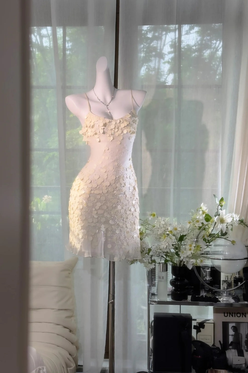 girlhomeshops-Cream Sequin Spaghetti-Strap Short Fairy-Style Date Gown (Winter Holiday Creative Outfit) gh6374
