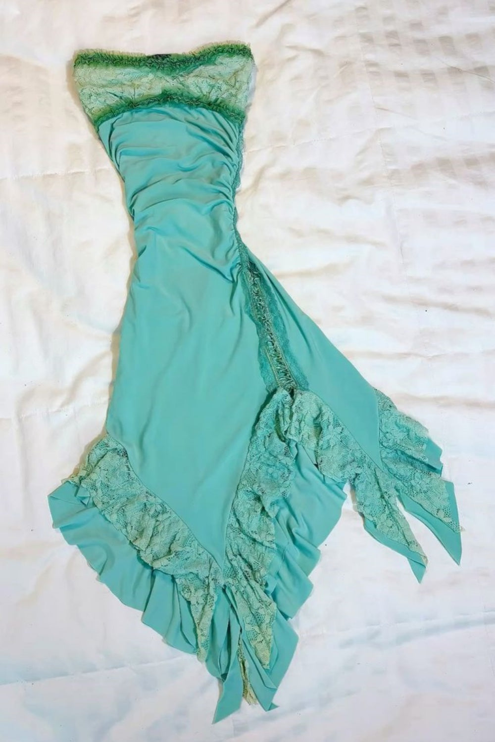 Robe sirène en dentelle vert menthe : col bandeau, taille froncée, robe de soirée rétro gh6617