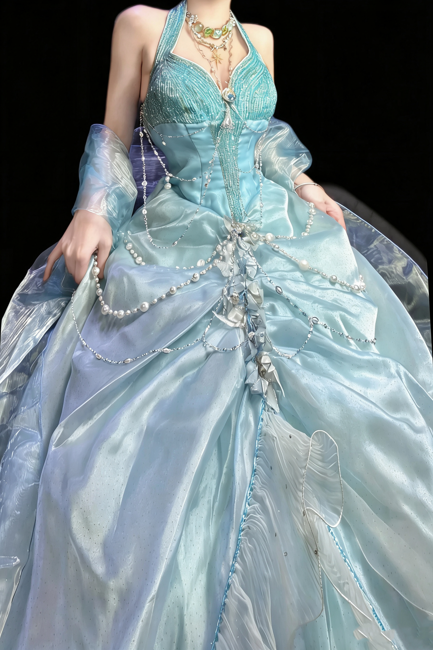 Meerjungfrauen-Ballkleid in Meeresblau mit Neckholder, Perlen und Quasten – Hochzeits- und Cosplay-Kleid im Ozean-Stil gh6557