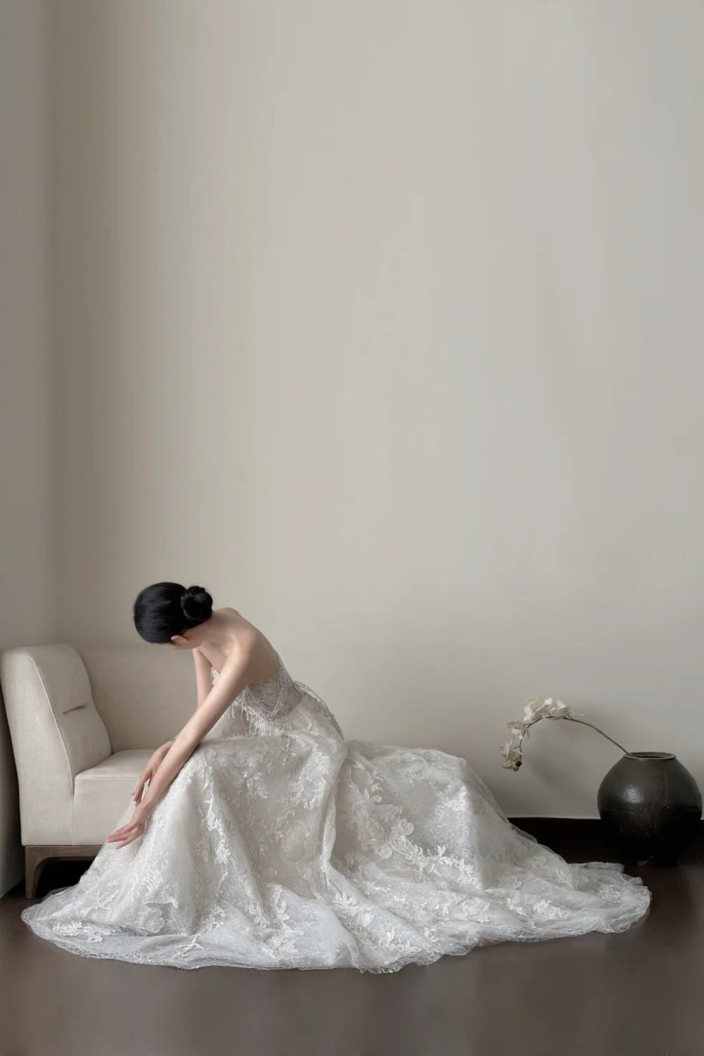 girlhomeshops- Vintage White Beaded Embroidery Strapless Long Train Court Style Wedding Gown gh6096