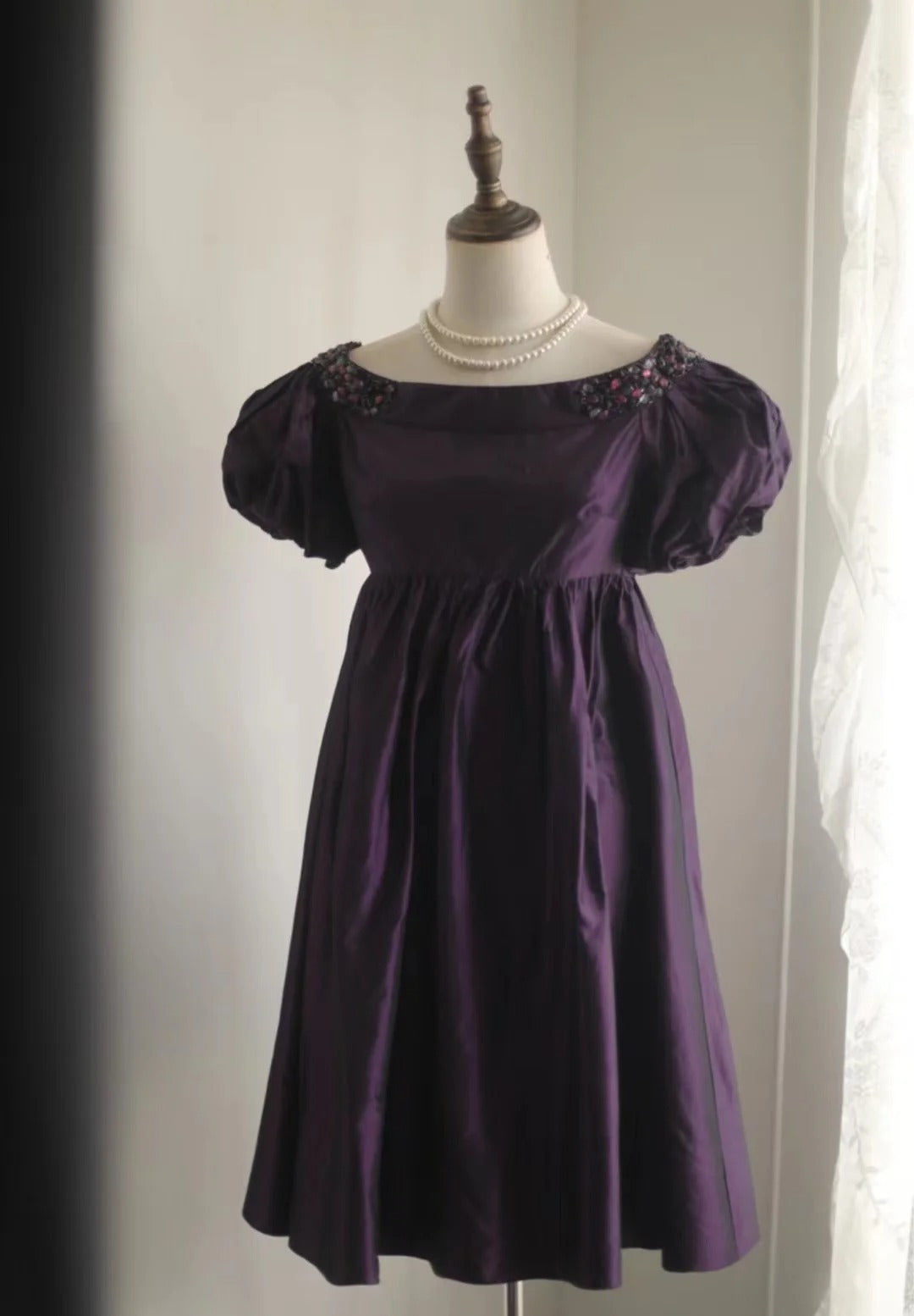 Purple Beaded Vintage Homecoming Dress Short Satin Prom Dress Evening Dress Graduation Dress gh4496