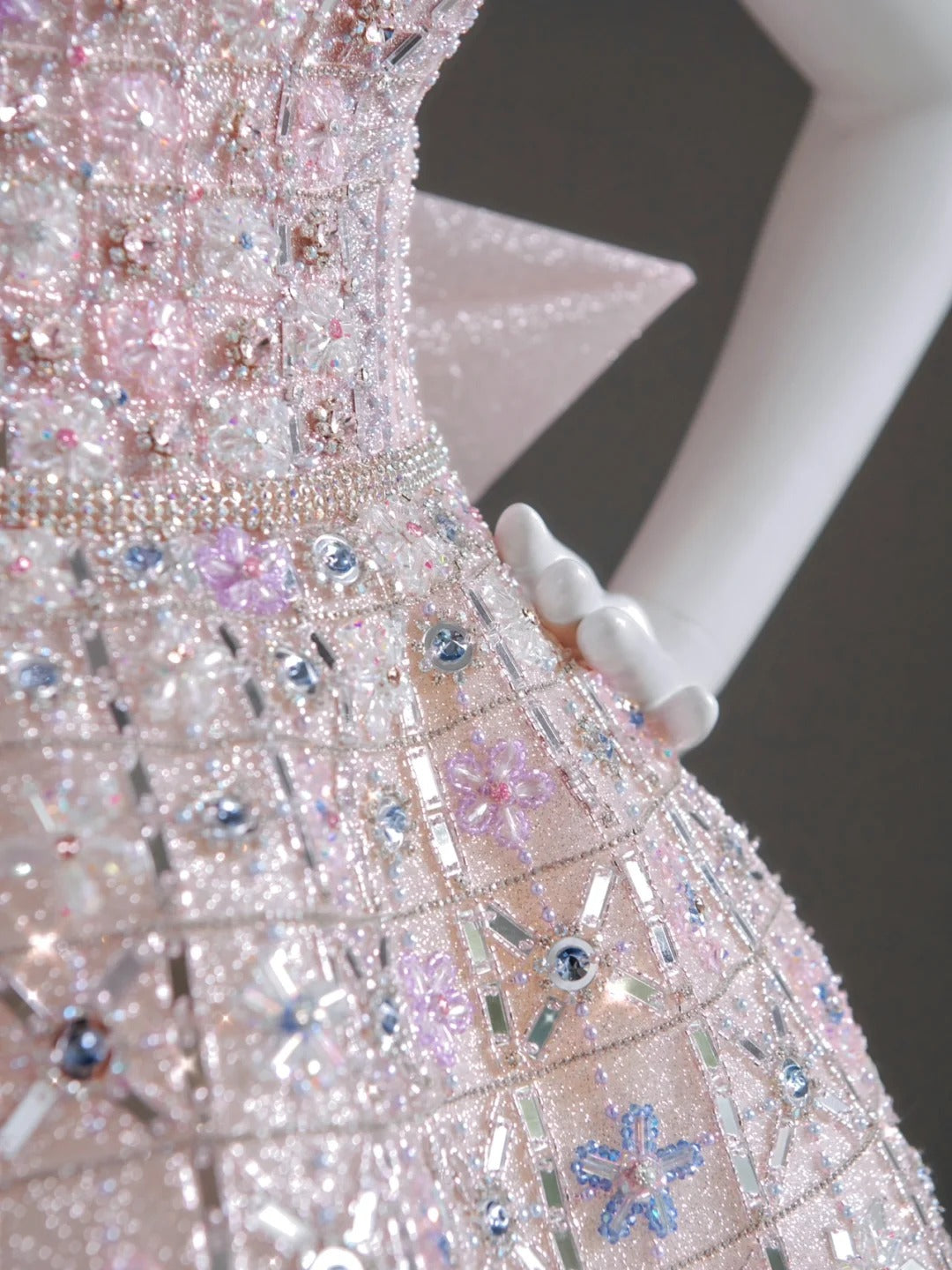 Girlhomeshops-Pink Exquisite Beading Fashion Short Satin Homecoming Dress Birthday Party Dress gh5413