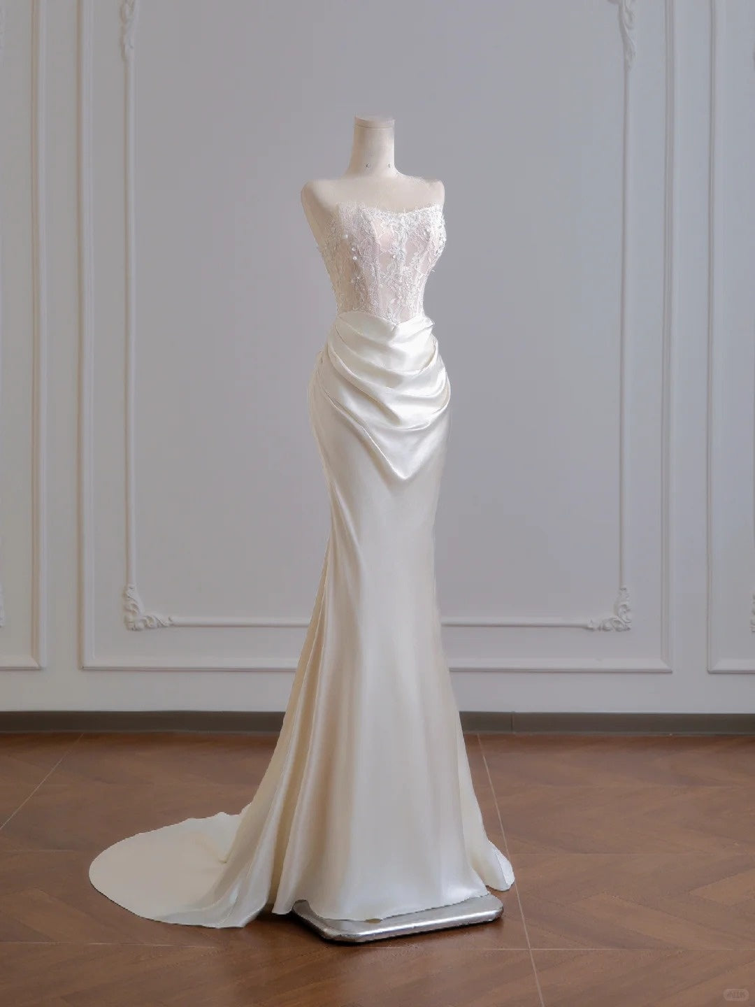 Girlhomeshops--✨Exquisites langes bodenlanges Satin-Ballkleid aus Spitze, Brautkleid gh5481